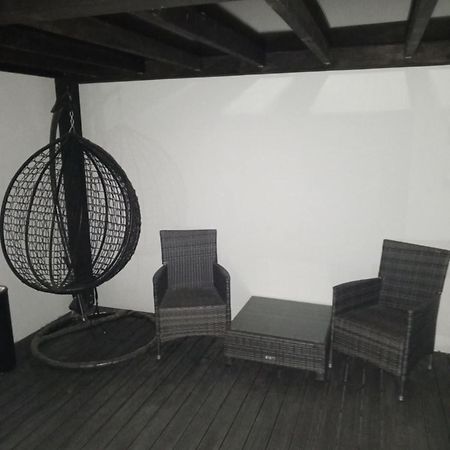 Black House A Radom Exterior foto